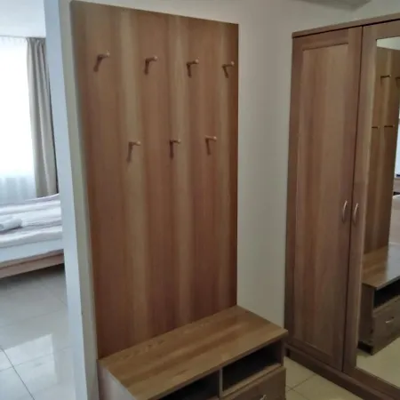100 Planeta 100 M Od Plazy Apartman *