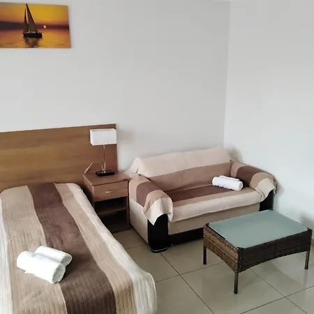 100 Planeta 100 M Od Plazy Apartment